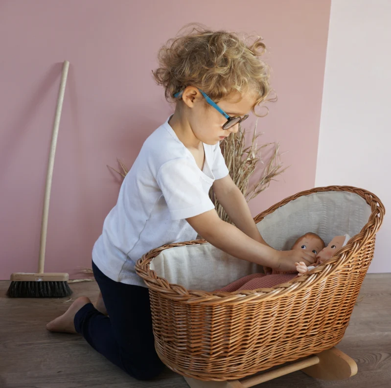 Les Petits by Egmont Toys Wicker Cradle with Knitted Blanket