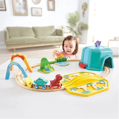 18 Month+ Dinosaur Train Set