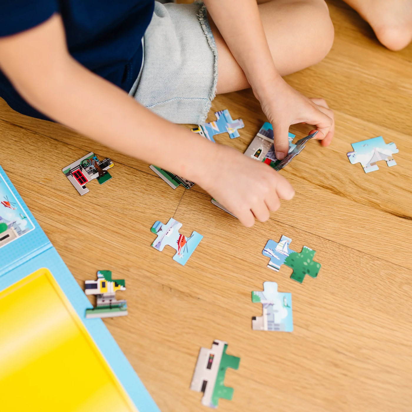 Magnetic Take-Along Jigsaw Puzzle - Vehicles