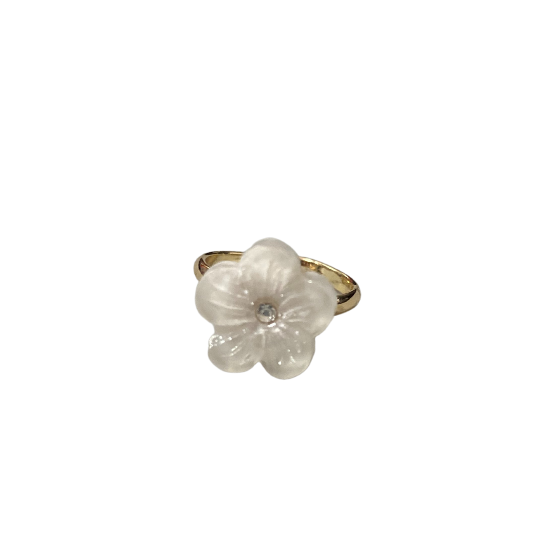 Boutique Sassy Ring (sold separately)